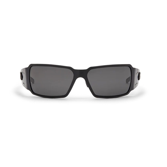 Gatorz Boxster Polarized Sunglasses
Black Anodized Silver Logo
Smoke Polarized - Picture 2 of 3